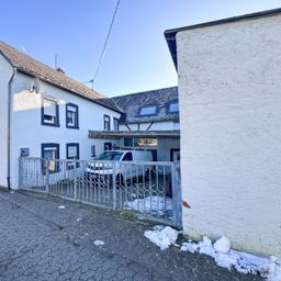 Gepflegtes EFH mit Scheune und weiterem Grundstück mit Werkstatt und Bauland in Kirchwald!