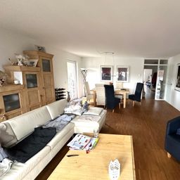 Düsseldorf-Ludenberg: Balkonwohnung am Waldrand mit 2 Bädern + TG-Platz!