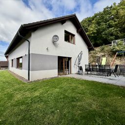 Familienidylle in Grünebach – Ihr modernes Zuhause mit Platz zum Wohlfühlen!