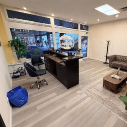 Erkrath-Unterfeldhaus – 90m² attraktive Ladenfläche im Stadtteilzentrum Neuenhausplatz