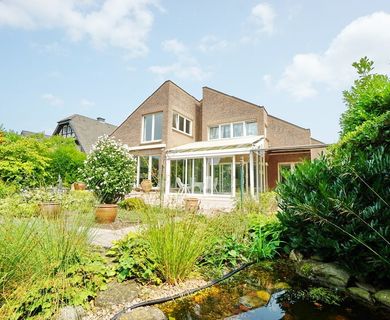 Geldern: Wunderschönes Architektenhaus in herrlicher, ruhiger Lage