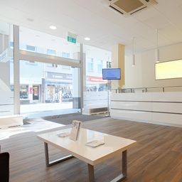 KREFELD MITTE: LADENLOKAL MIT FLEXIBLER AUFTEILUNG ZU MIETEN!