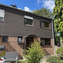 Charmantes Einfamilienhaus mit Garage und Toreinfahrt in MG-Rheindahlen