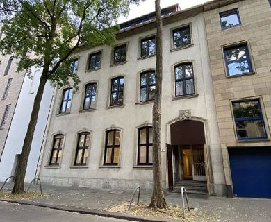 REPRÄSENTATIVES BÜROHAUS IM HERZEN DER KREFELDER INNENSTADT ZU VERMIETEN! Auch teilbar